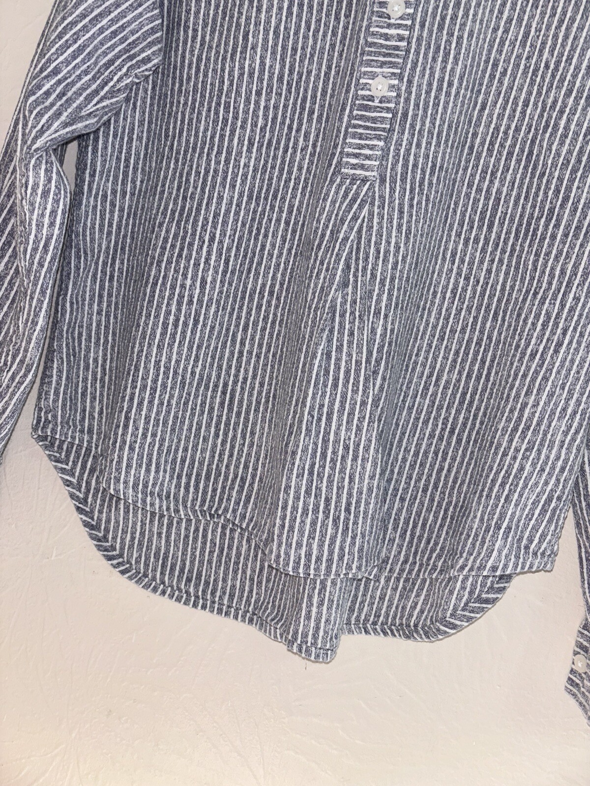 Universal thread striped blouse Small size - image 3