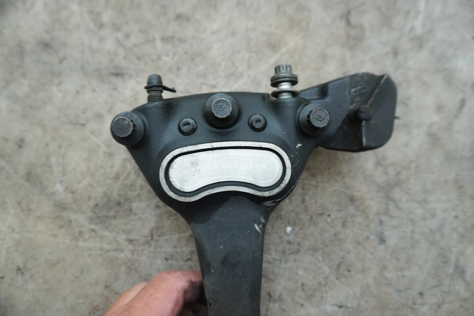 03 PINZA DE FRENO TRASERA HARLEY DAVIDSON Heritage softail e-4757 Foto 2 de 4