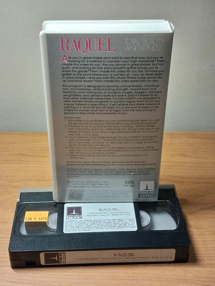 Raquel Total Beauty And Fitness (1984) VHS Workout Tape Thorn EMI Video Welch Foto 2 de 3