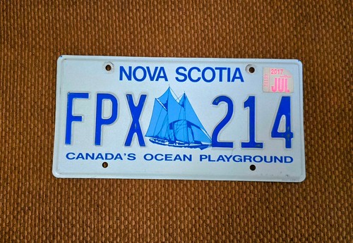 1 REAL NOVA SCOTIA CANADA LICENSE PLATE AUTO NUMBER CAR CA TAG BLUENOSE SCHOONER