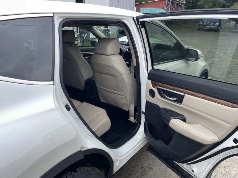 2017-2019 HONDA CR-V RIGHT ROCKER W/POST WHITE PC:NH603PX AWD 80K -EX-L- 57537 - Image 2 of 4