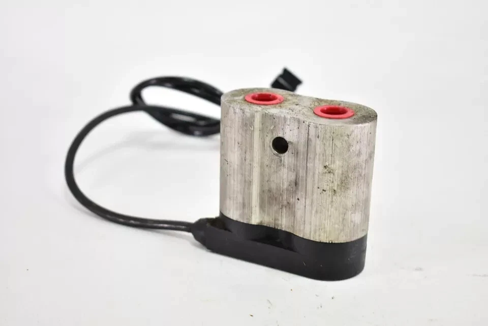 90-95 梅赛德斯 R129 SL600 600SL 前液压悬架阻尼阀 原始设备制造商 — 第 2/4 张图片