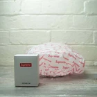 Neuf Supreme Douche Capuchon SS19 Tout neuf Supreme Accessoires Scellés