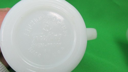 Lot of 3 Vintage Fire King White Milk Glass Mugs Anchor Hocking Oven Proof USA - Picture 6 of 12