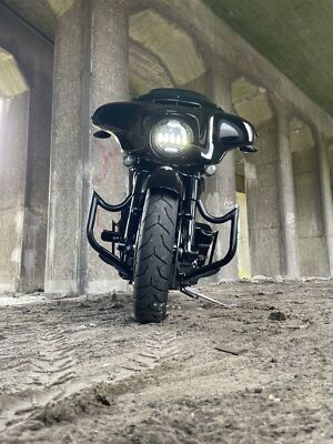 ENGINE GUARD HIGHWAY CRASH BAR 4 HARLEY TOURING ROAD KING STREET GLIDE 09-UP 1.5