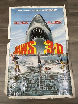 JAWS 【Movie poster 3D】 Amazon.com: Jaws 3-D Poster Movie (27 x 40 Inches - 69cm x 102cm