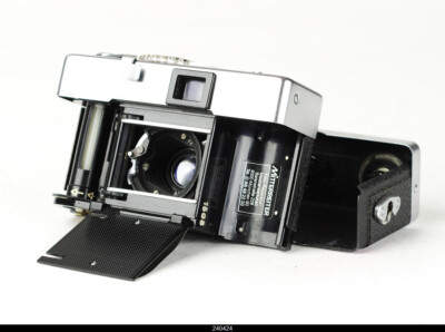 Rollei B35 Carl Zeiss Triotar 3,5/40mm. Made in Germany | eBay