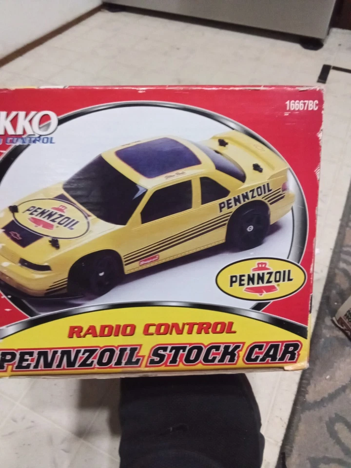 Vintage Nikko Pennzoil Stock Car ,1/18 Th Scale R/C Car.Nice/But Needs TLC. - Image 2 of 4