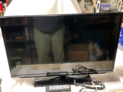 Samsung 32'' television, good condition, picture and sound work well