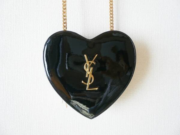 Autentica borsa a tracolla Saint Laurent vintage smalto cuore fondo di magazzino non usata