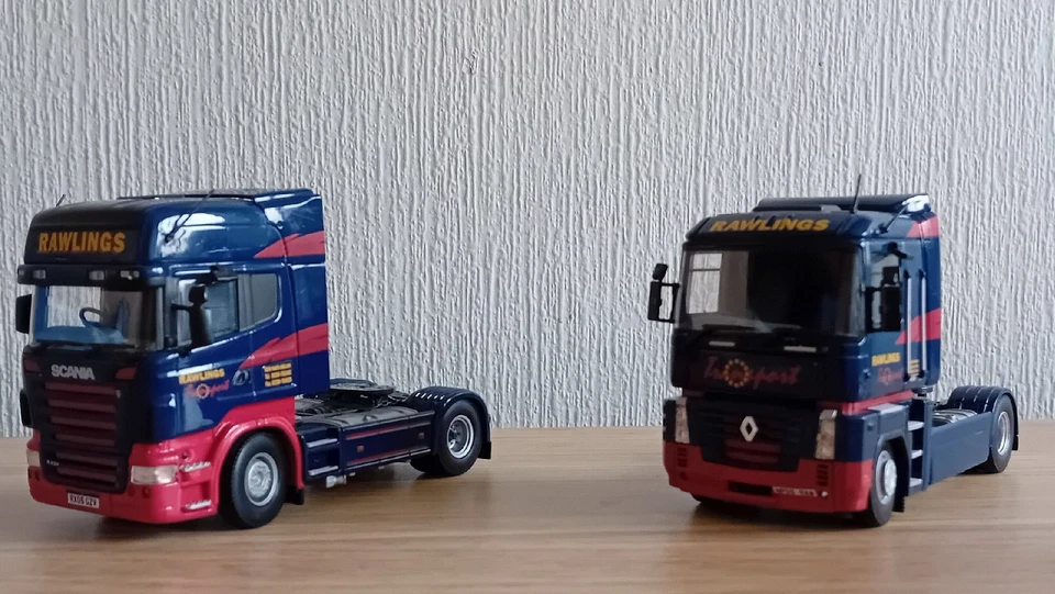 UNIVERSAL HOBBIES SCALE 1.50 RAWLINGS COLLECTORS EDITION SET 1 OF 999 WORLD WIDE - Image 4 of 4