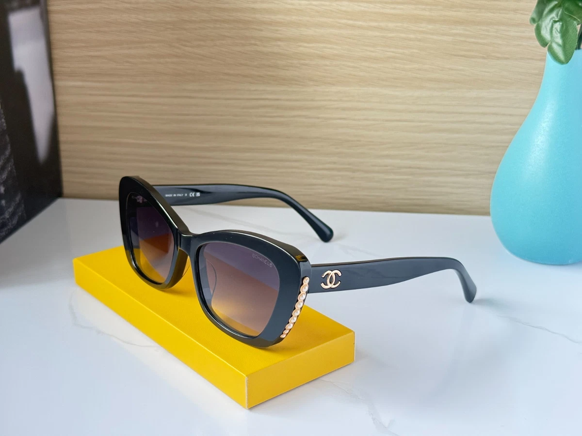 CHANEL Sunglasses Cc Logo In Women