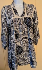 Win Win Women's Multicolor SZ M 3/4 Sleeve Tunic Boho Floral Paisley Top Peasant