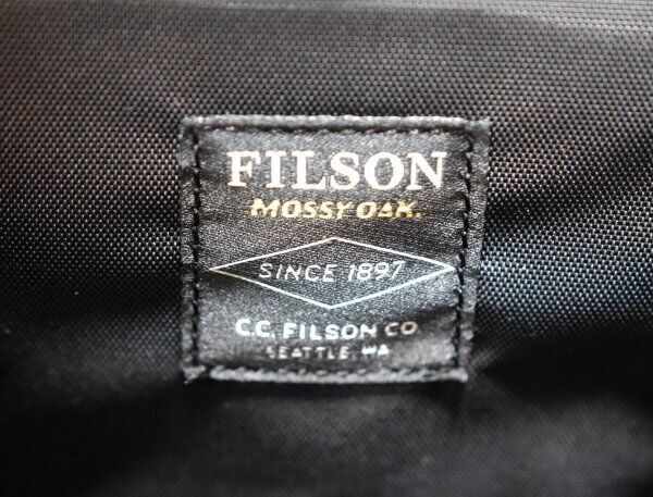 Filson Camo Sportsman Dry bag 20115942 shadow grass standard Filson Camo Sportsman Dry bag 20115942 shadow grass standard