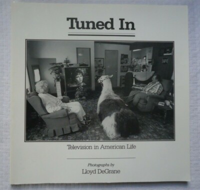 Tuned In : Television in American Life (1991, Paperback) 1st Printing Book (x25)