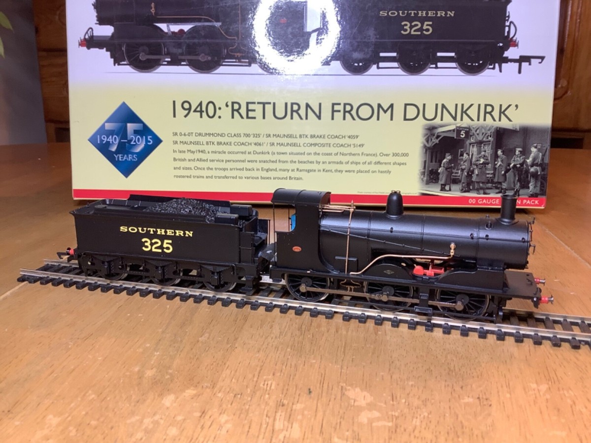 Hornby R3302 OO Gauge SR 0-6-0T Drummond Class 700 No.325