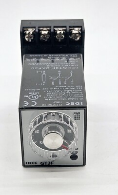 IDEC GT3F-2AF20 electronic timer relay