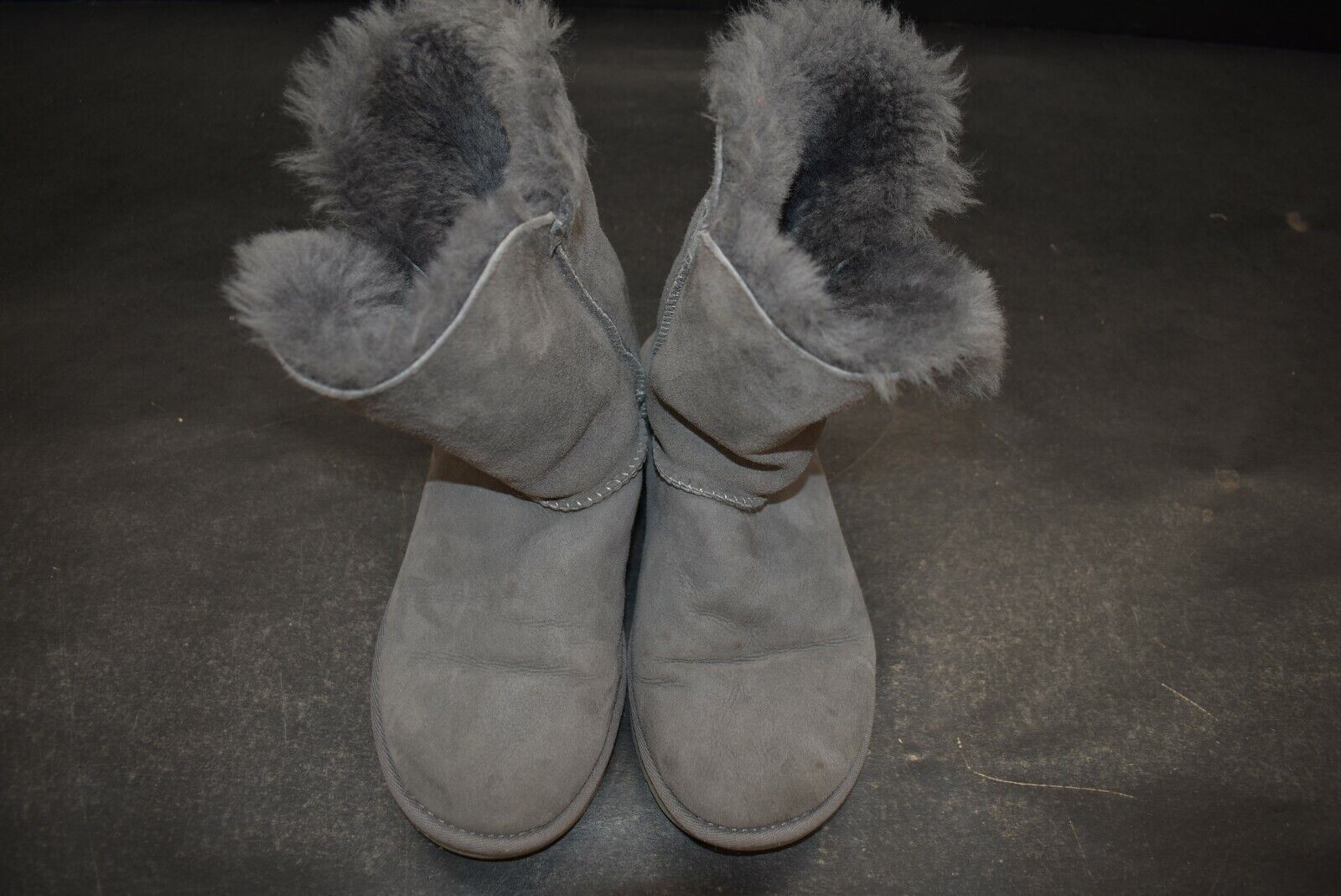 Ugg Womens Gray Bailey Button II Boot Fold Down Shaft Plush