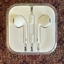 New Original OEM Apple iPhone Wired 3.5mm Headset Earbud Headphones Sealed