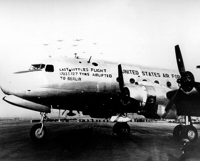 BERLIN AIRLIFT 1949 LAST VITTLES FLIGHT PHOTOGRAPH PHOTO PRINT