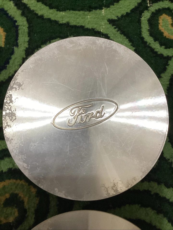 Tapacubos central Ford Ecocline E150 1993-2003 aleación de aluminio F5WA-1A096-YA 2 piezas Foto 3 de 4