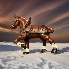 VINTAGE CAST IRON CLYDESDALE DRAFT HORSE FOR BUDWEISER WAGON CLYDESDALE HORSE