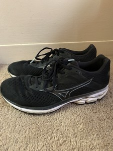 mizuno wave rider womens 10