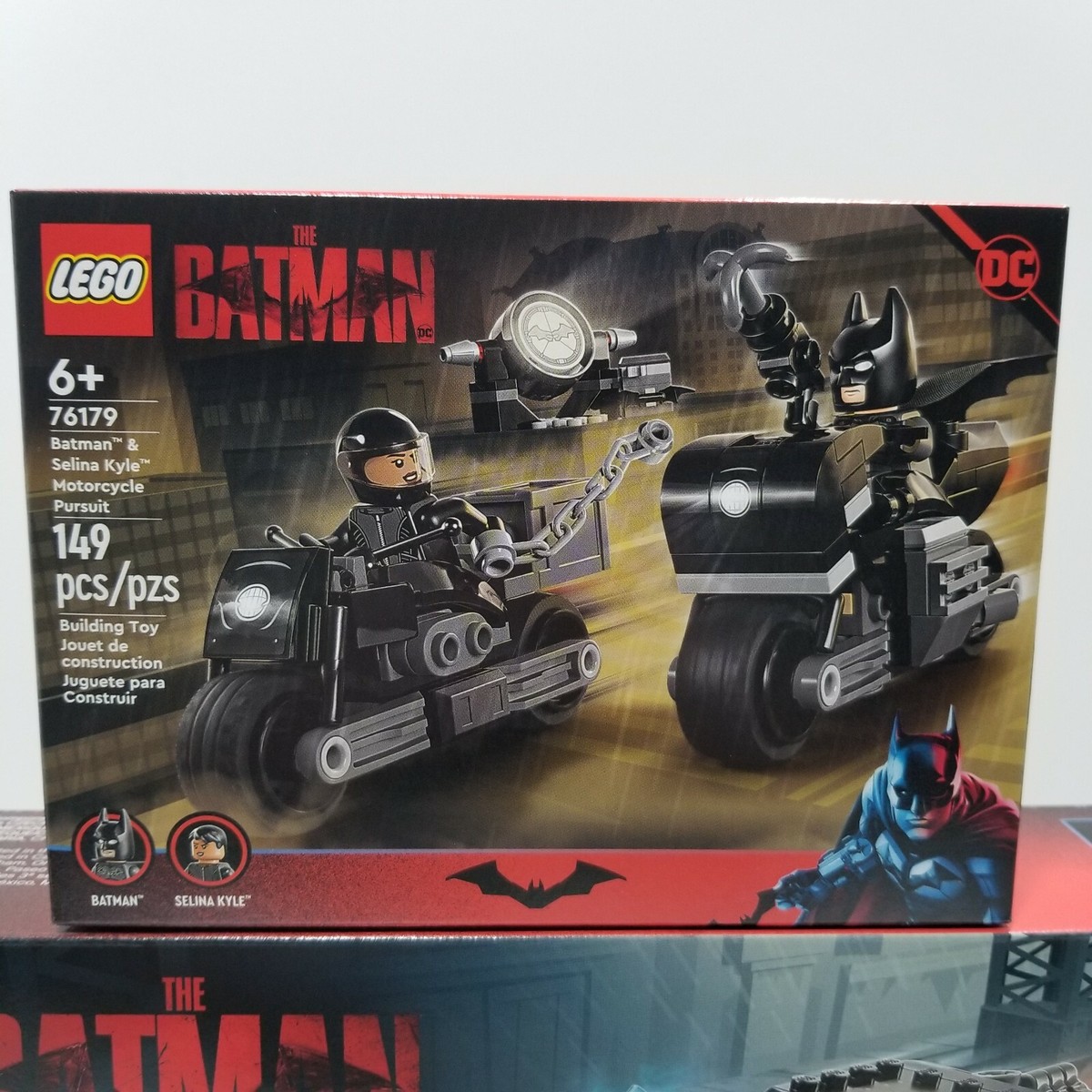 The Batman LEGO 76181 & 76179 Walmart exclusive The Penguin/Selina