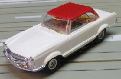 Faller AMS - Mercedes 230 SL Coupe with Flat Anchor Motor, 60s (DEZ207)