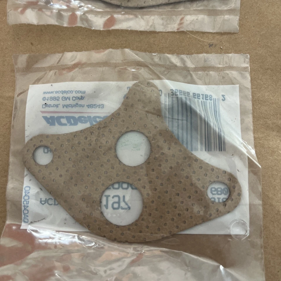 Junta de válvula EGR OEM ACDelco 219-197 GM equipo original 12555896 Nuevo de Lote Antiguo Foto 2 de 2