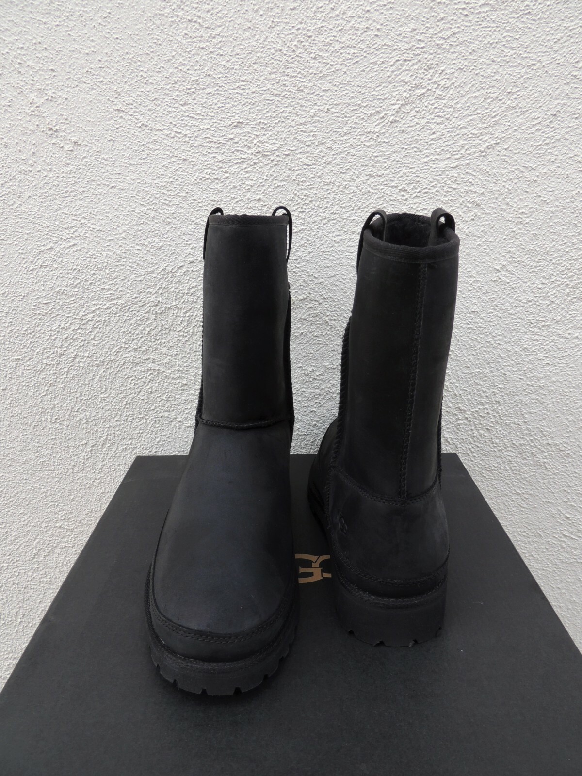 UGG BLACK COURTLAND WEATHER WATERPROOF 