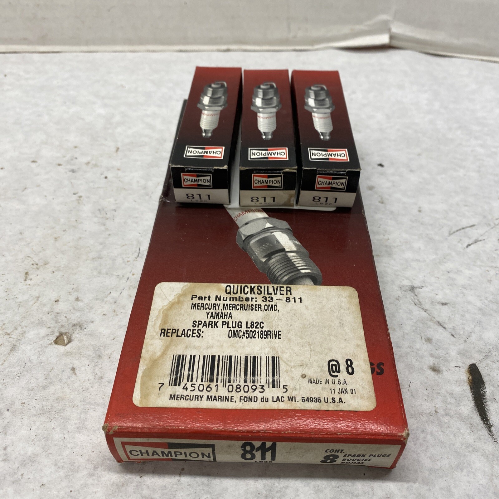 11  Champion  Copper Plus Spark Plugs   #811     SP-01