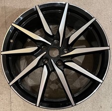 UDFL1: FRONT LEFT Genuine Aston Martin DB11/Vantage Black d/c Alloy Wheel
