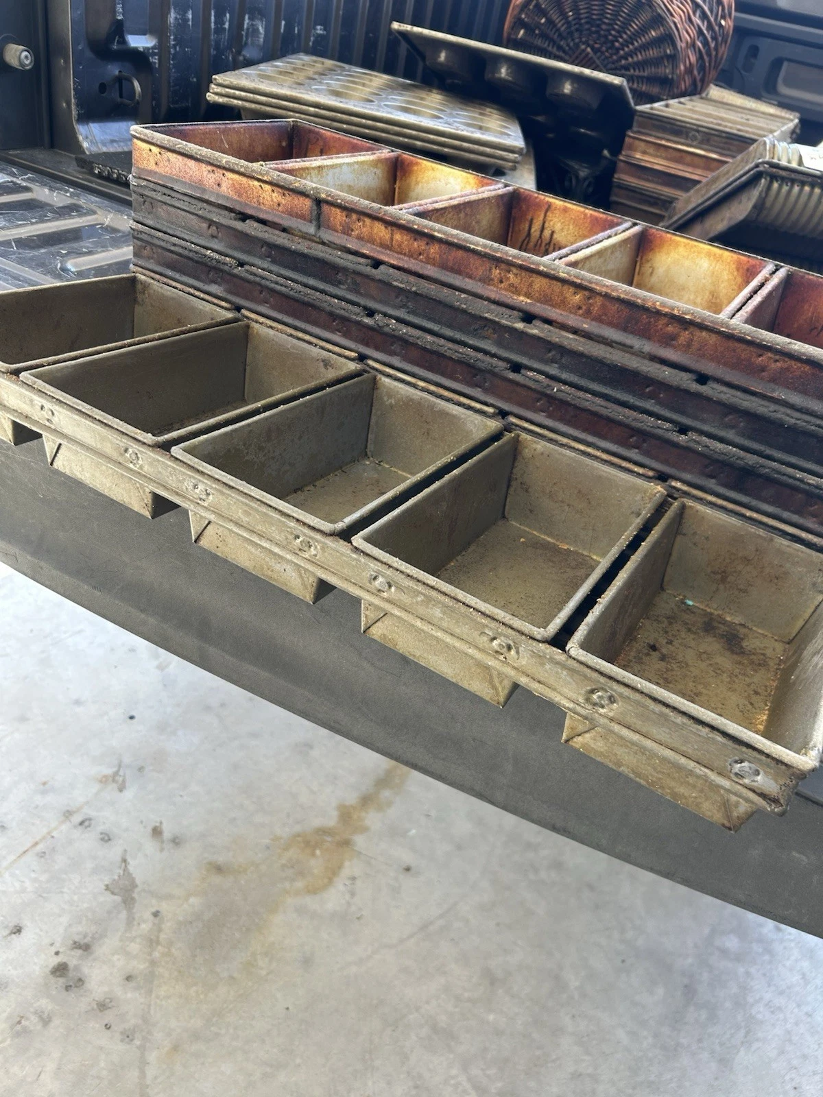 Lot Of 11 Chicago Metallic Bakeware Bread Loaf Pan 5 Compartment Tray EKCO