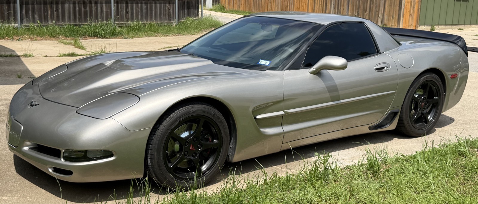 2000 Gold Chevrolet Corvette   | C5 Corvette Photo 3
