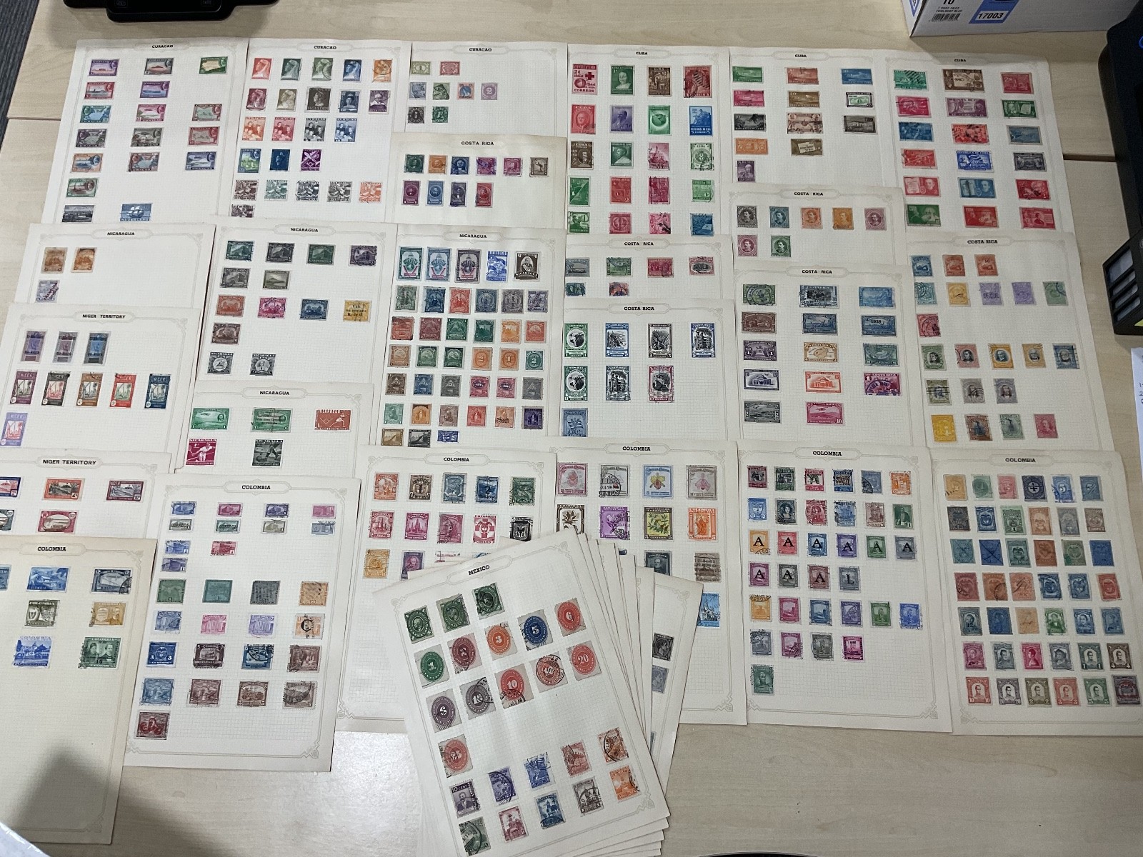 South America stamps inc Costa Rica, Colombia, Nicaragua etc. Vintage. D11