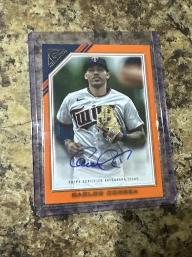 Carlos Correa #VA-CC 2022 Topps Gallery Veteran Autographs card