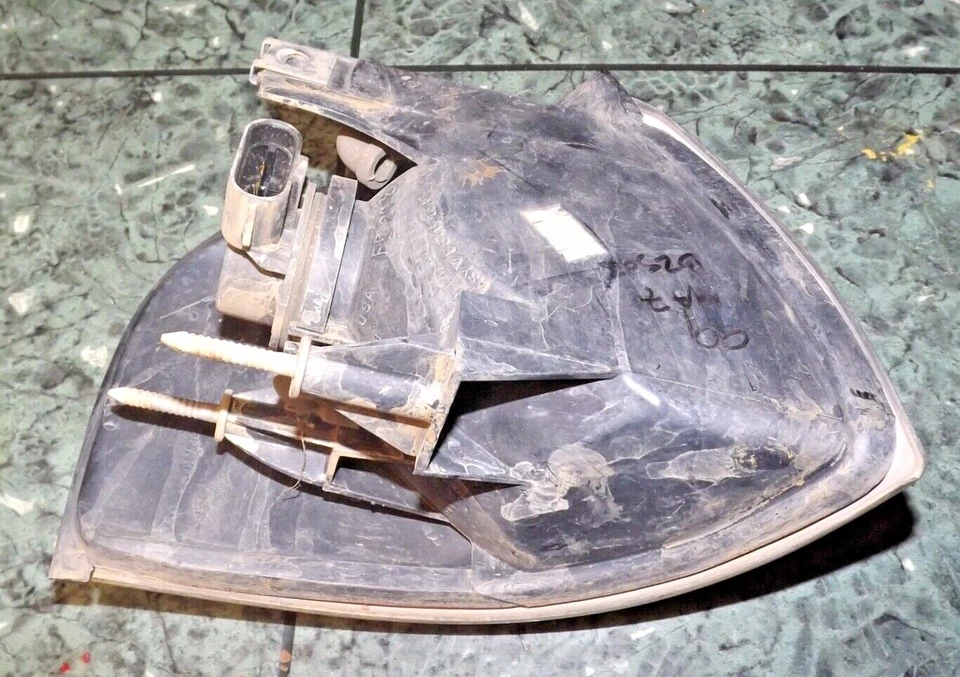 98-01 OEM Mazda B2500 B3000 camioneta pickup conductor delantero luz esquina lámpara FL L  Foto 3 de 4