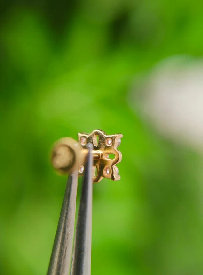 14K желтое золото подлинный бриллиант цветок гвоздики пирсинг ювелирных изделий золото серьги-гвоздики. - Изображение 3 из 4