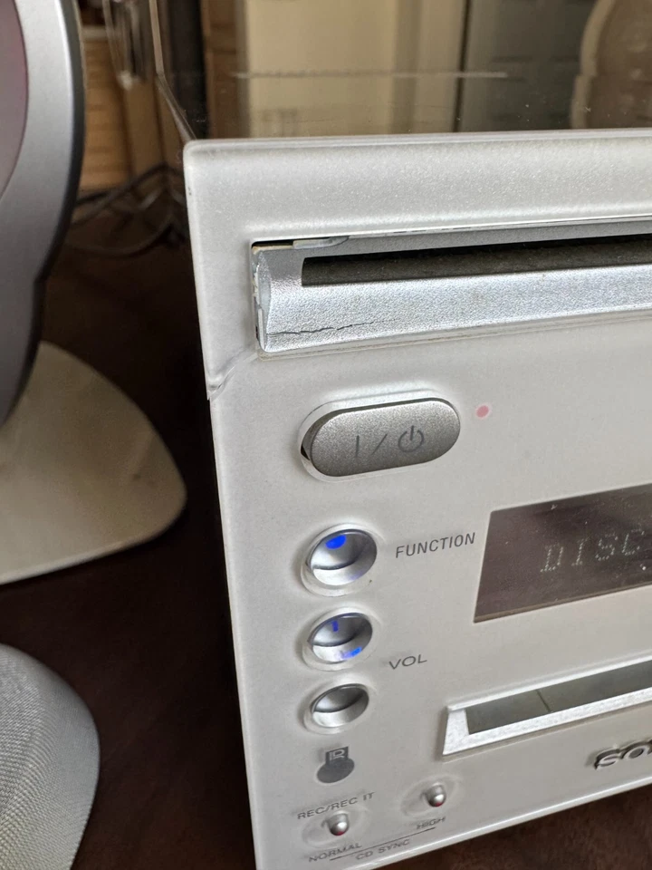 SONY HCD-C5 MiniDisc/CD Sistema Estéreo Compacto [HU2] [PARA PEÇAS/REPARO] - Imagem 4 de 4