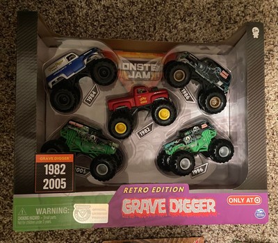 Monster Jam Retro Edition Grave Digger Evolution 5 Trucks 1982-2005 ...