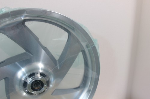 HONDA OEM Front Wheel 01-08 GL1800 Goldwing Rim Machined Finish 44650-MCA-A60 - Picture 14 of 21