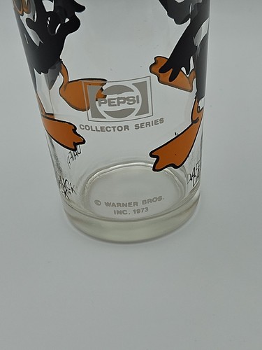 VTG 1973 Pepsi Collector Series Glass, Looney Tunes, Daffy Duck! Great Condition - Picture 6 of 8