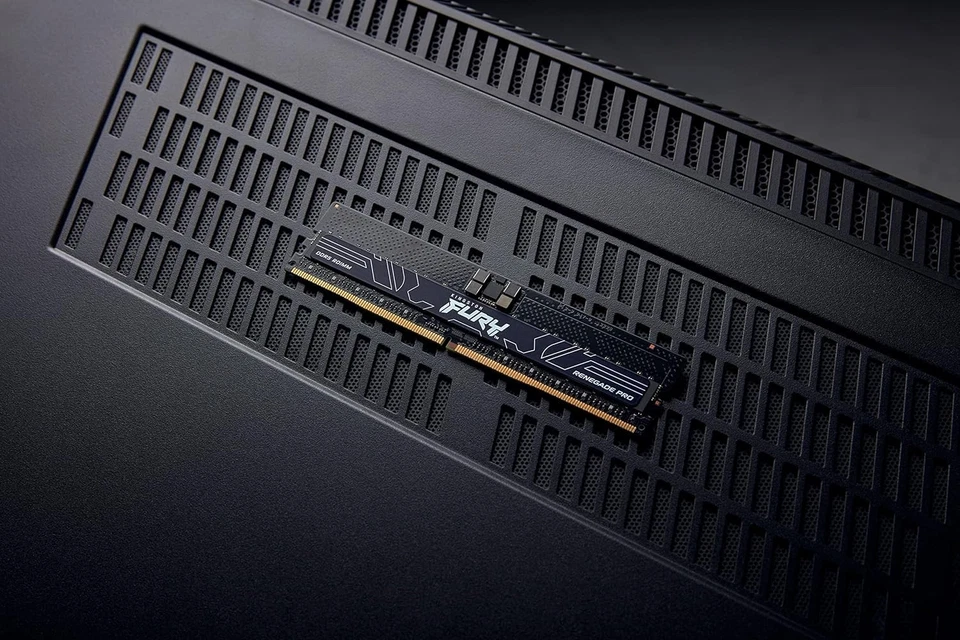 Kingston FURY Renegade Pro 64GB 4 x 16 GB DDR5-4800 KF548R36RBK4-64 Registered - Image 4 of 4