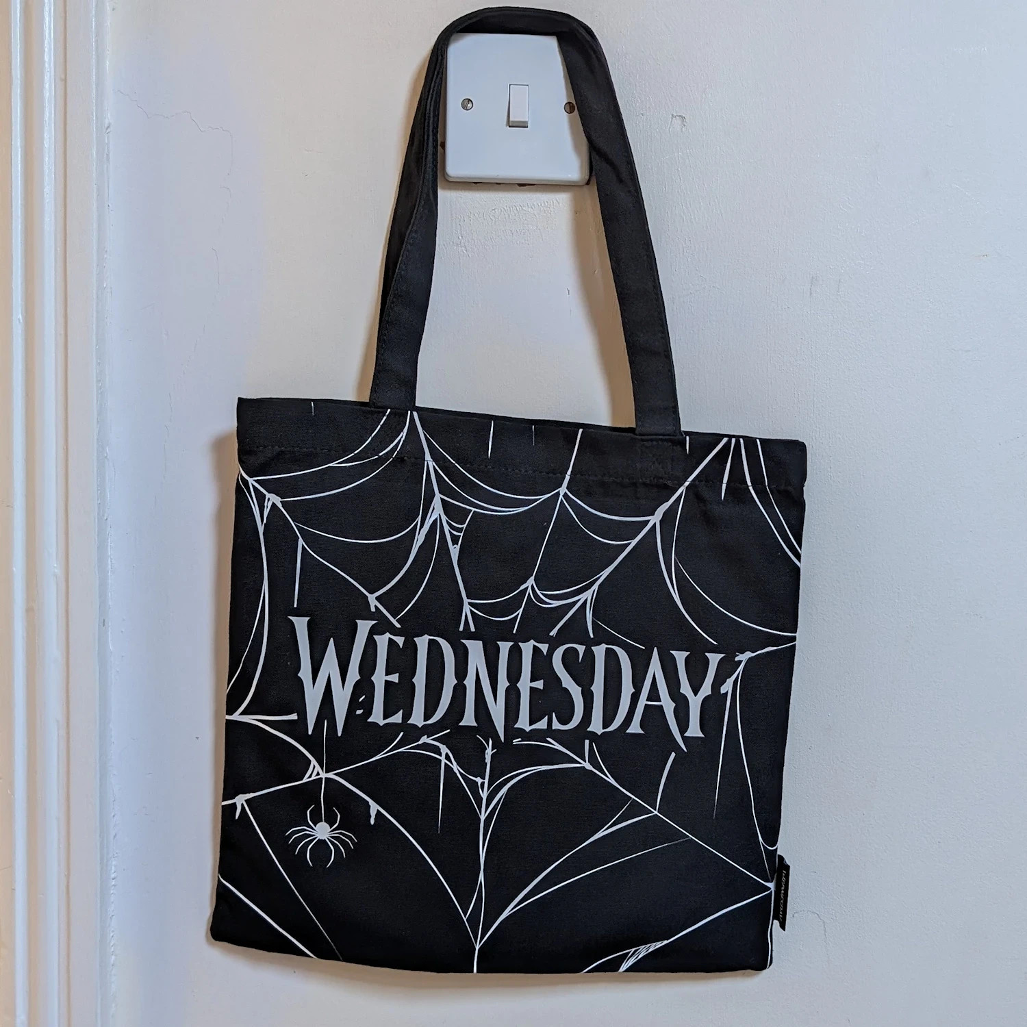 Bolso TOTE Oficial MIÉRCOLES (Addams) (NUEVO), La Familia Addams