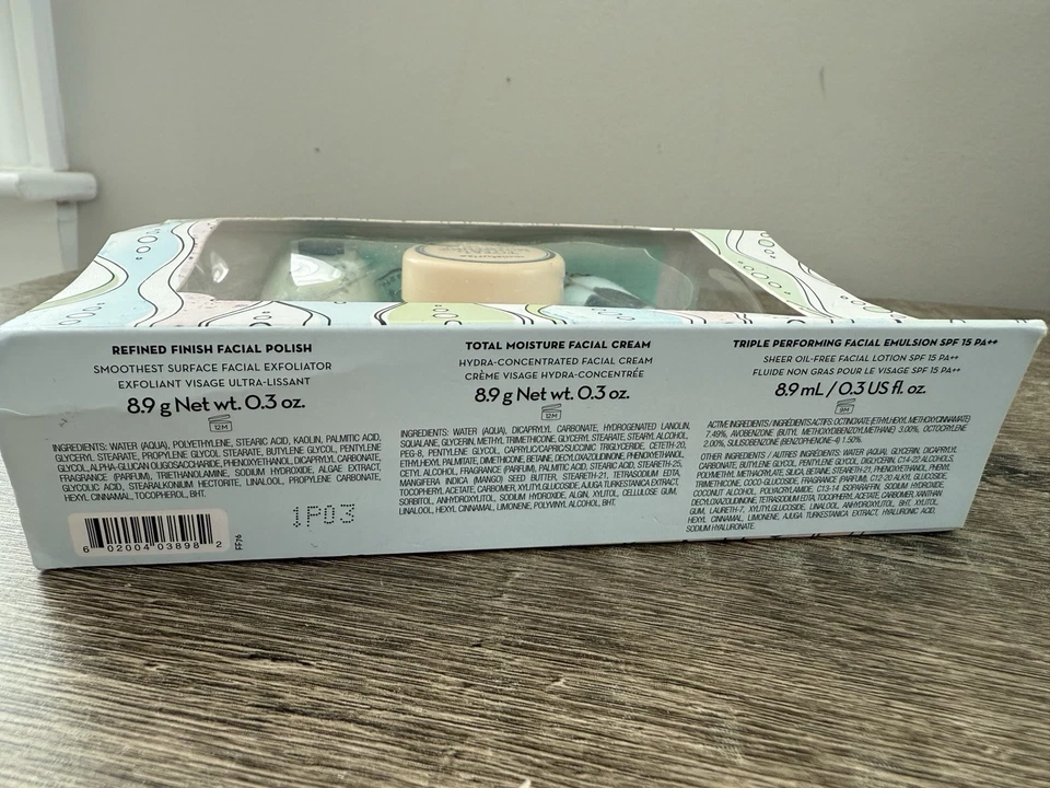 Nuevo en caja Set Benefit Set de Cuidado de la Piel Radiante Crema Esmalte Loción Mini Tallas 3 piezas Foto 2 de 3