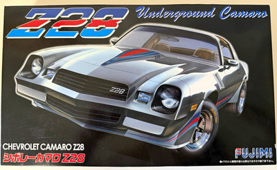 Fujimi 1:24 Chevrolet Camaro Z-28 Kunststoff-Bausatz mit Decals & Anleitung