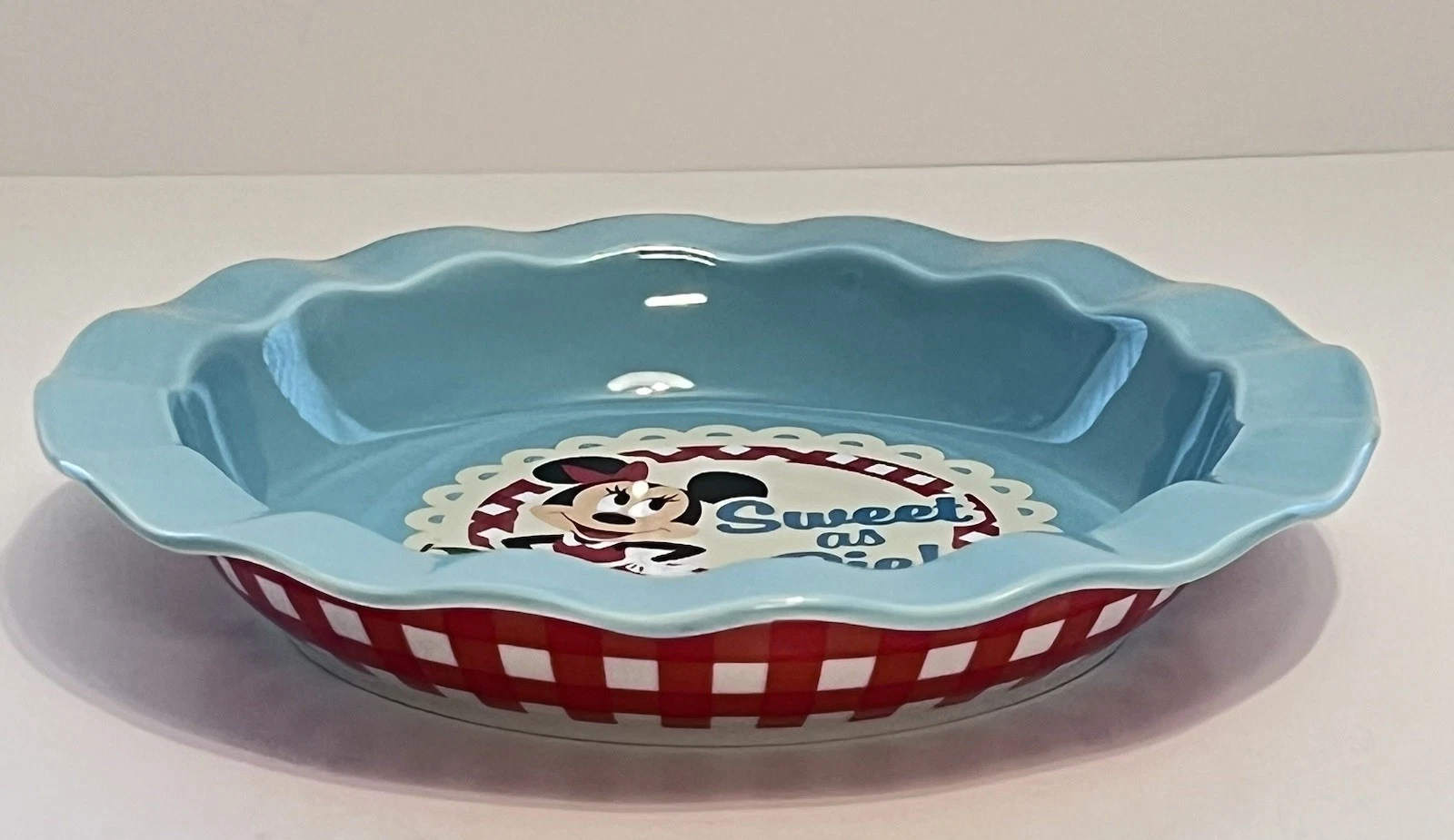 Disney Parks Pie Dish Back in the Day Minnie Retro Plate Bakeware Gingham