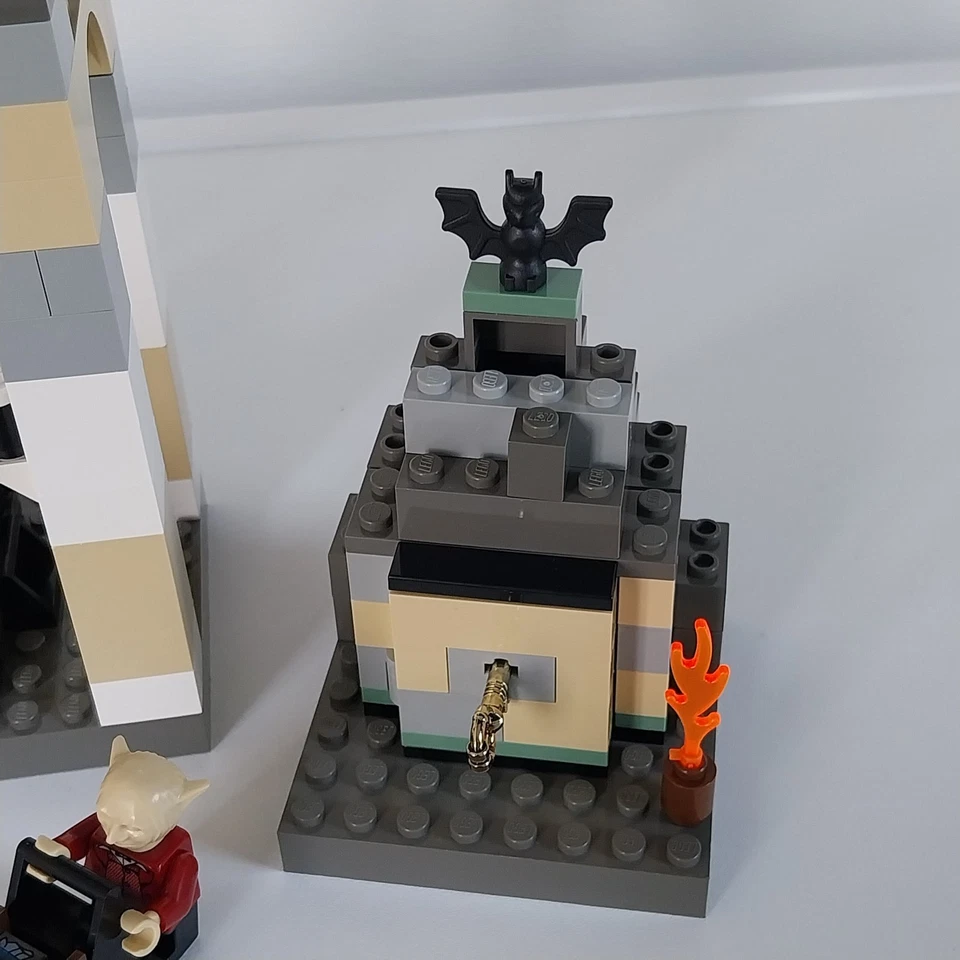 LEGO Harry Potter 4714 Gringotts Bank, photo 2 sur 5