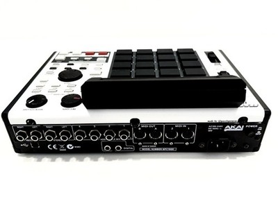 mpc1000 JJOS XL搭載 Akai MPC 1000 Custom – 128MB RAM – JJOS2XL – New Fat Pads – Tilted